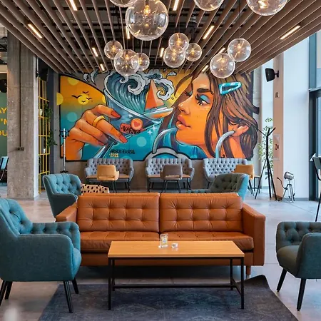 Hotel Campus 90 - Free Parking 4*