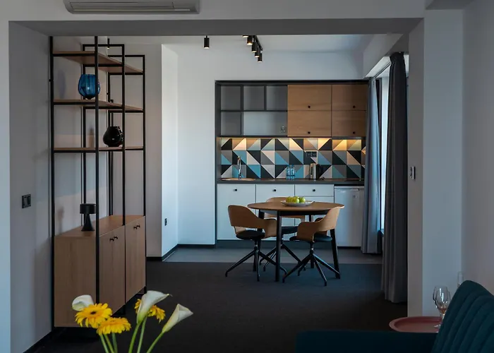 ホテル Campus 90 - Free Parking 4*