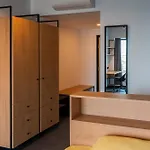 Campus 90 - Free Parking Отель 4*