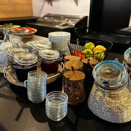 Hotell Campus 90 - Free Parking Varna